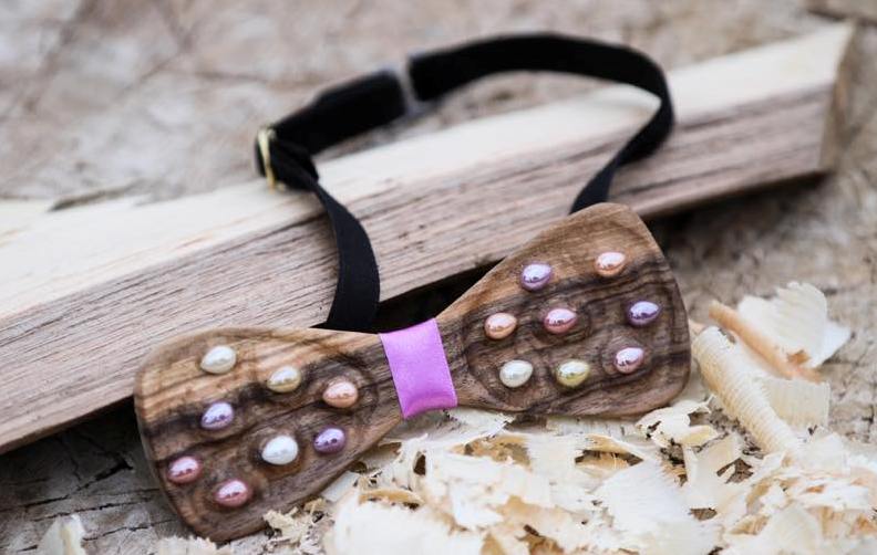 Sukhishvili Ballet dancer who crafts handmade wooden bows geotv.ge